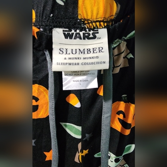 💫🎃NWT Womens Star Wars Halloween theme Pyjama 2 piece set size: L - Picture 5 of 6